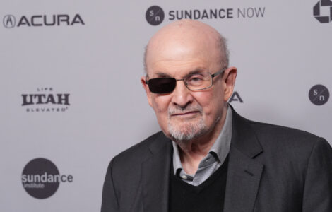 Defendant in Salman Rushdie stabbing declines to testify in terrorism trial